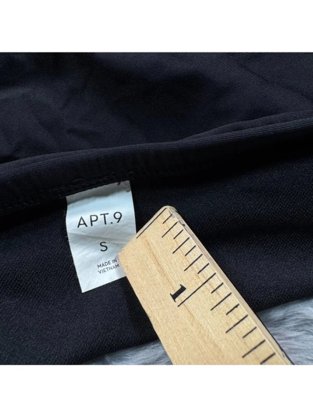 Apt. 9 apt skort